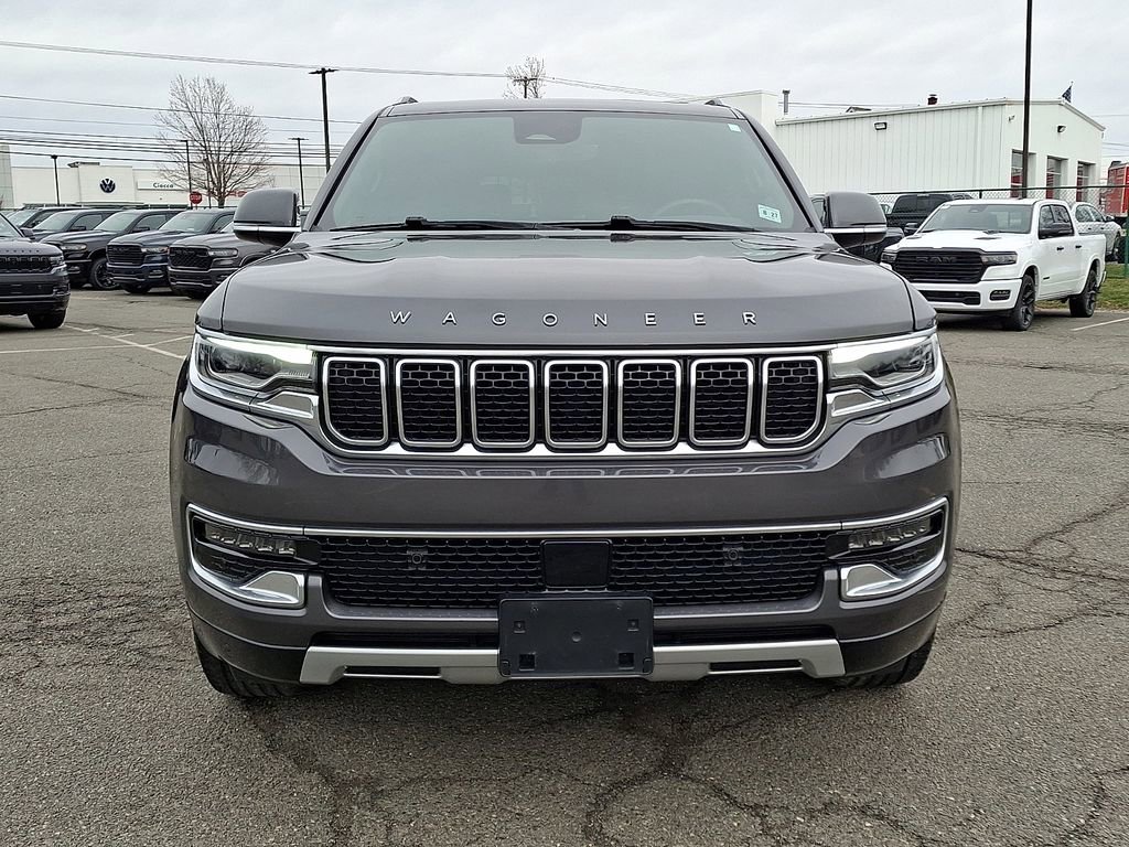 Used 2022 Jeep Wagoneer Series II w/ Premium Group I AWD/4WD image 5