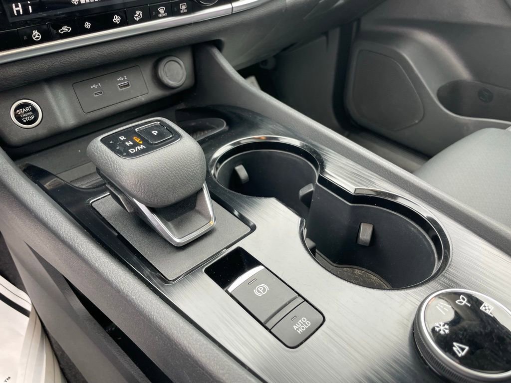 Used 2023 Nissan Rogue SV w/ SV Premium Package image 18