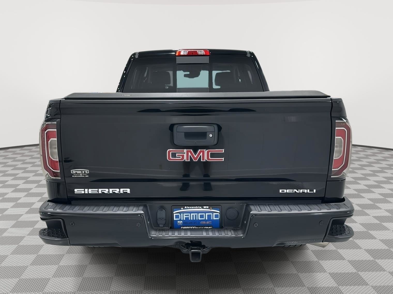 Used 2017 GMC Sierra 1500 Denali AWD/4WD image 4