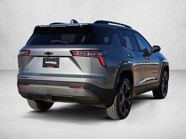 New 2026 Chevrolet Equinox LT w/ Midnight Edition video 2