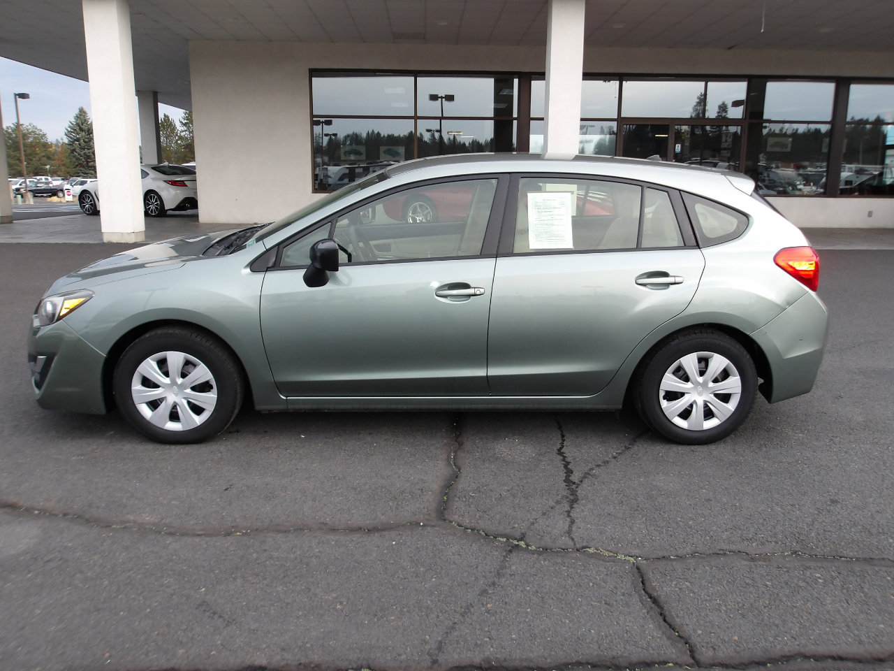 Used 2015 Subaru Impreza 2.0i image 2