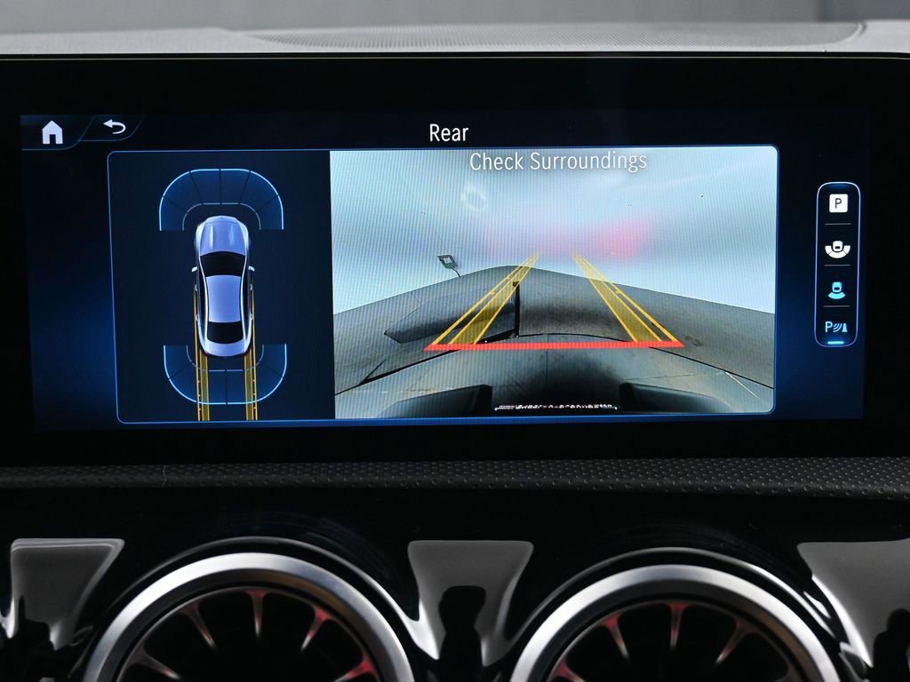 Used 2025 Mercedes-Benz CLA 250 4MATIC image 34