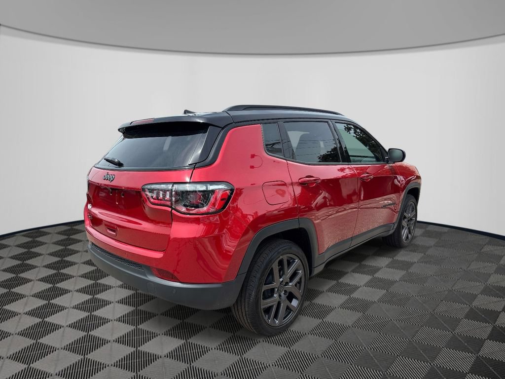 Certified 2026 Jeep Compass Limited AWD/4WD image 5
