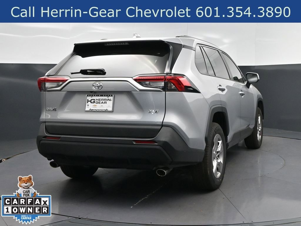 Used 2023 Toyota RAV4 XLE w/ Convenience Package FWD image 7