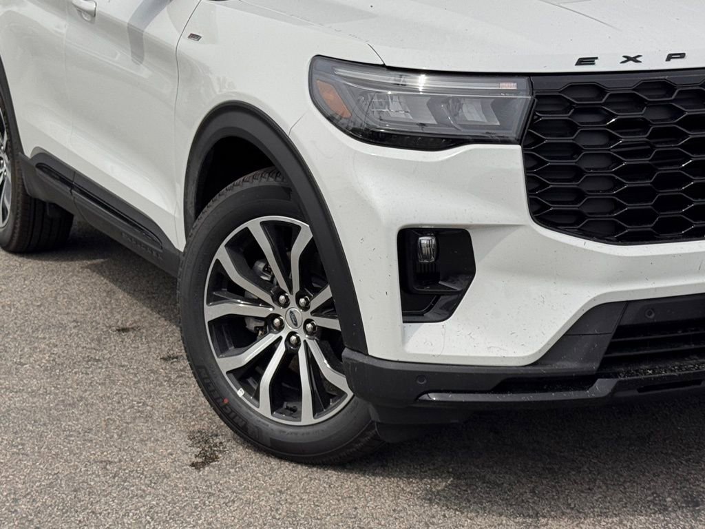 New 2026 Ford Explorer ST-Line image 4