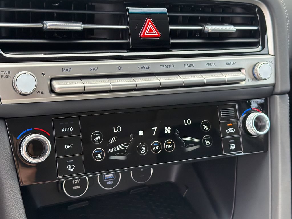 New 2026 Genesis G70 2.5T Prestige AWD/4WD image 31