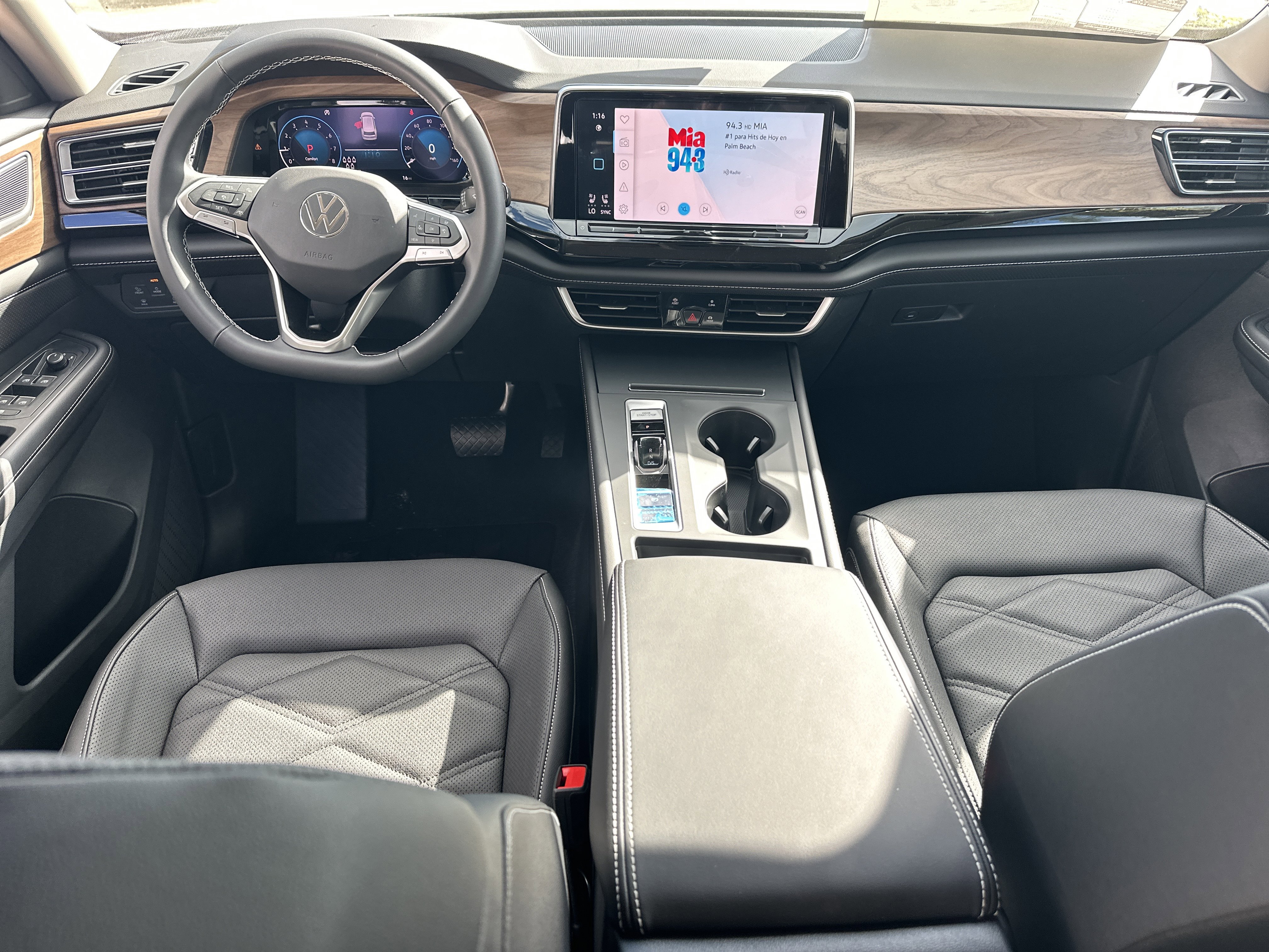 New 2026 Volkswagen Atlas SE image 14