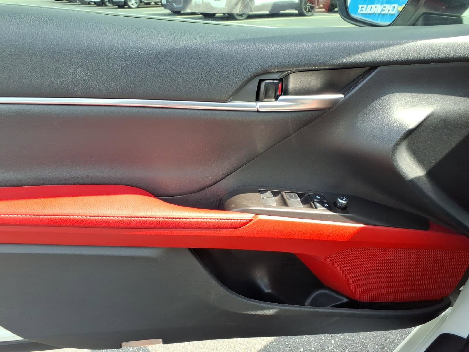 Used 2021 Toyota Camry XSE image 22