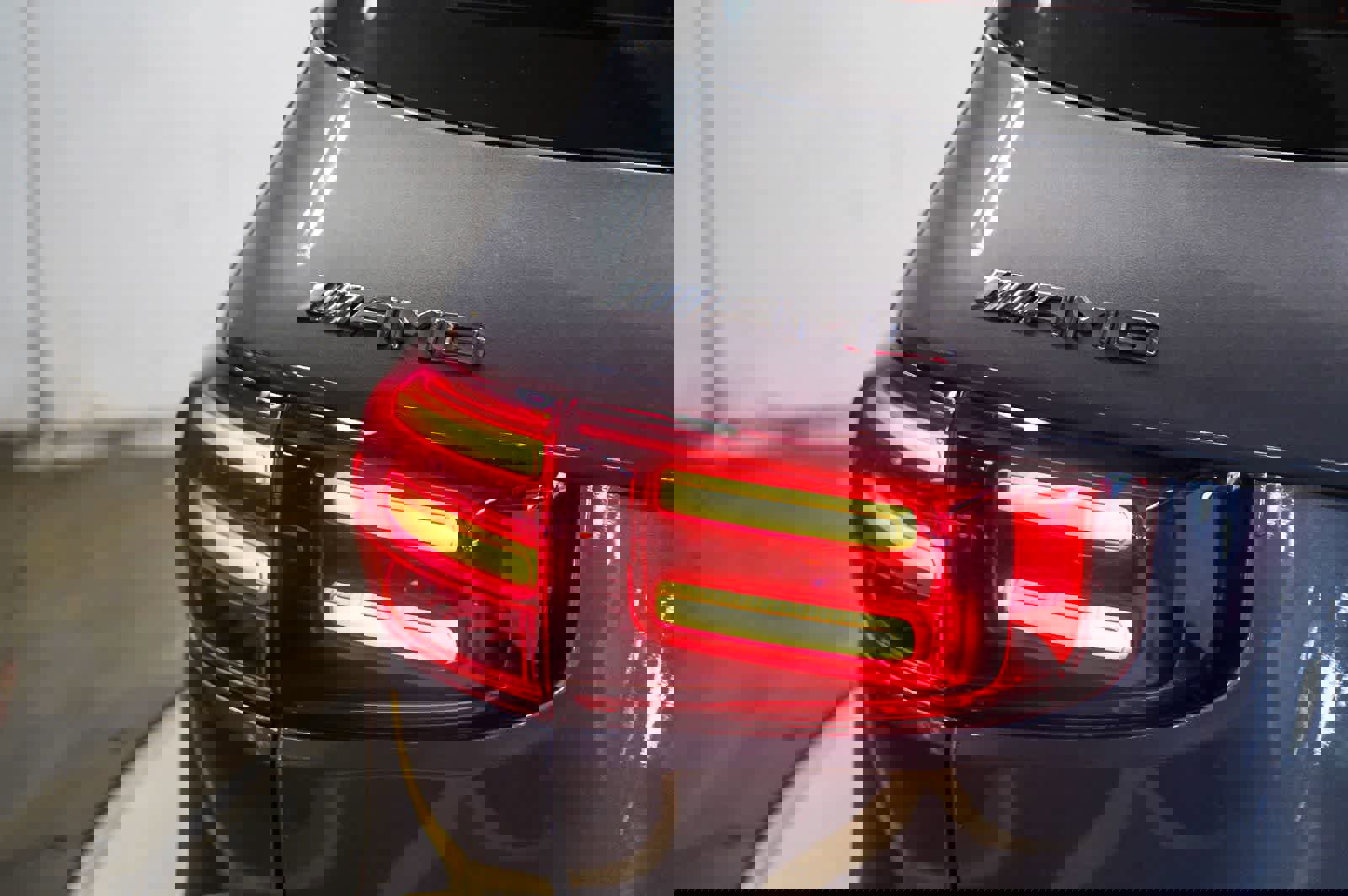 Used 2025 Mercedes-Benz GLB 35 AMG AMG GLB 35 image 11