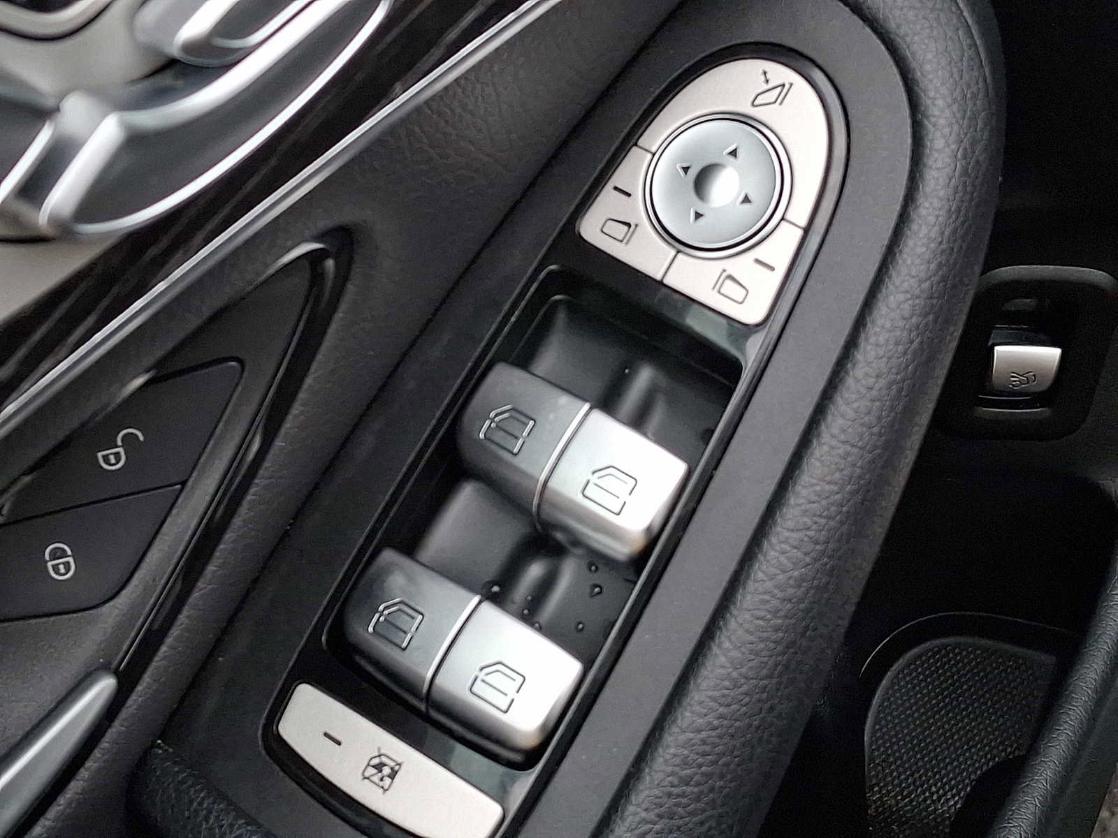 Certified 2021 Mercedes-Benz GLC 300 4MATIC image 24