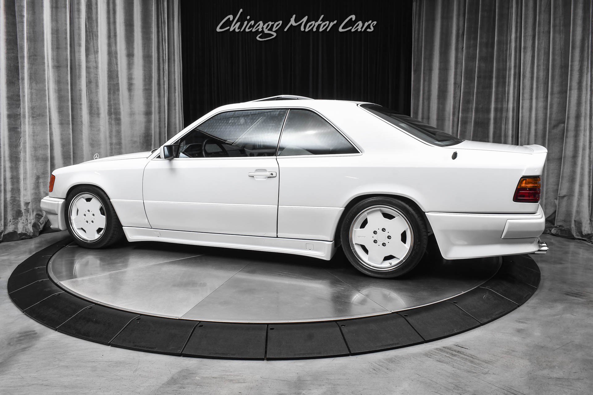 Used 1990 Mercedes-Benz 300 CE Coupe image 3