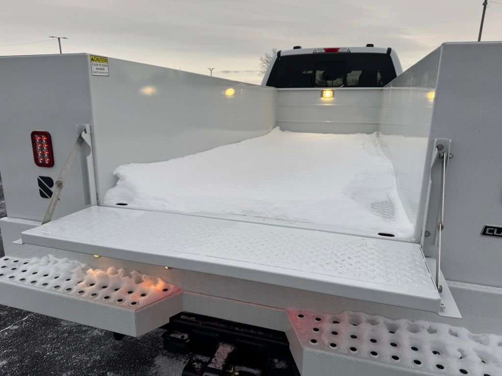 New 2025 Ford F450 XL w/ XL Chrome Package image 48