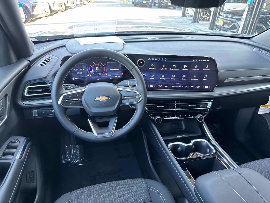 New 2026 Chevrolet Traverse LT w/ Driver Confidence Package FWD image 8