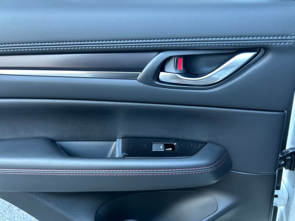 New 2025 MAZDA CX-5 Carbon Edition image 24