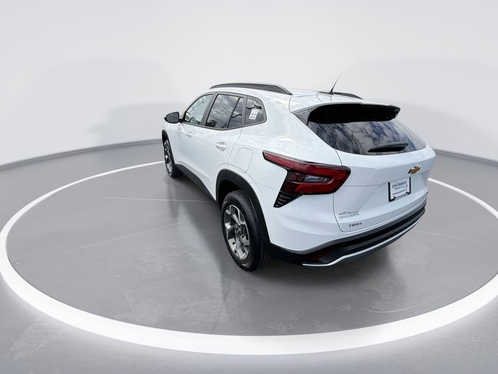 New 2026 Chevrolet Trax LT image 6