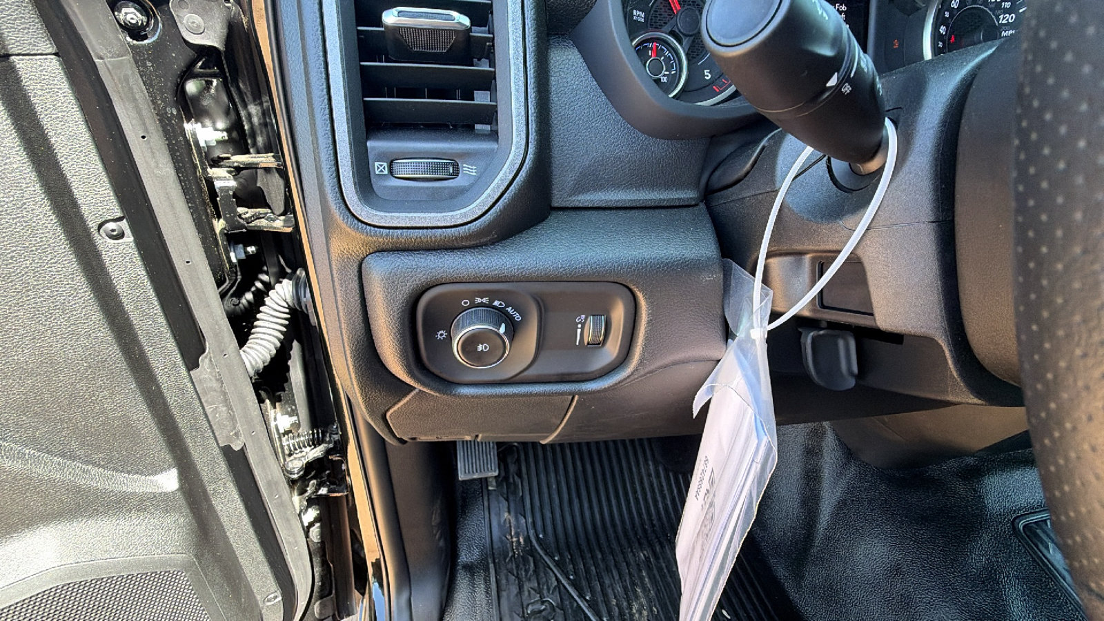 New 2026 RAM 5500 Tradesman w/ Chrome Appearance Group AWD/4WD image 21