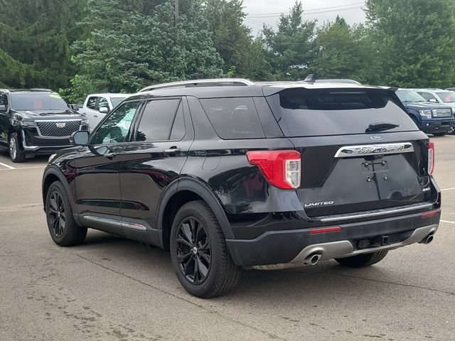 Used 2021 Ford Explorer Limited w/ Equipment Group 301A AWD/4WD image 4