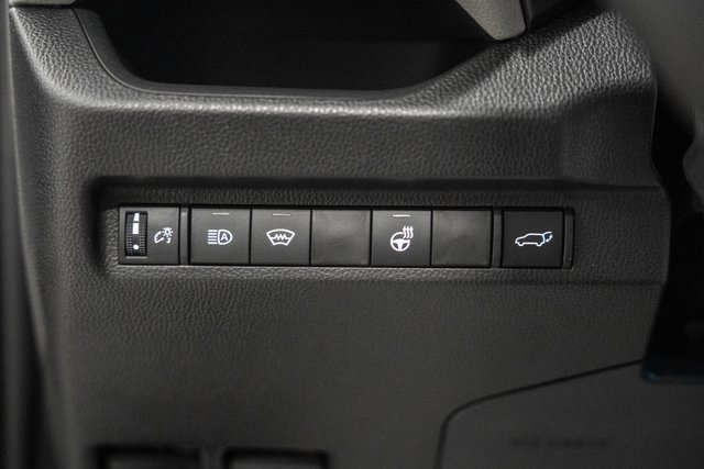 New 2025 Toyota RAV4 XLE image 38