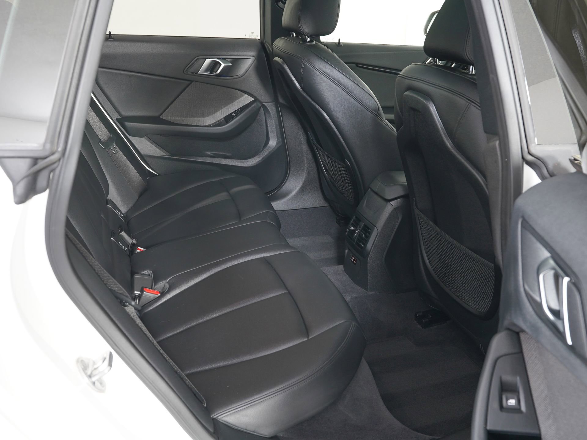 Used 2023 BMW 228i Gran Coupe w/ M Sport Package FWD image 9