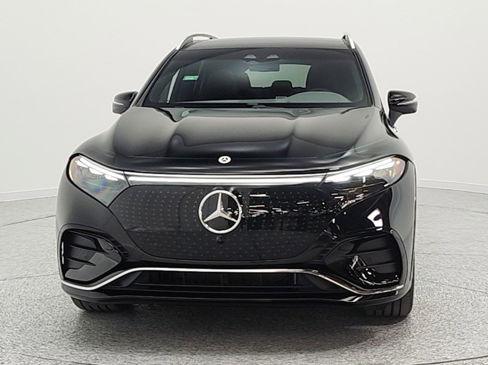 New 2026 Mercedes-Benz EQS 550 4MATIC SUV image 2