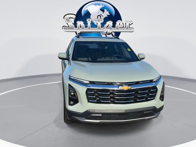 Used 2025 Chevrolet Equinox LT w/ Convenience Package II image 3