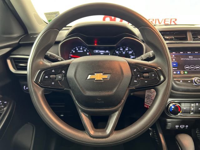 Used 2023 Chevrolet TrailBlazer LS image 15