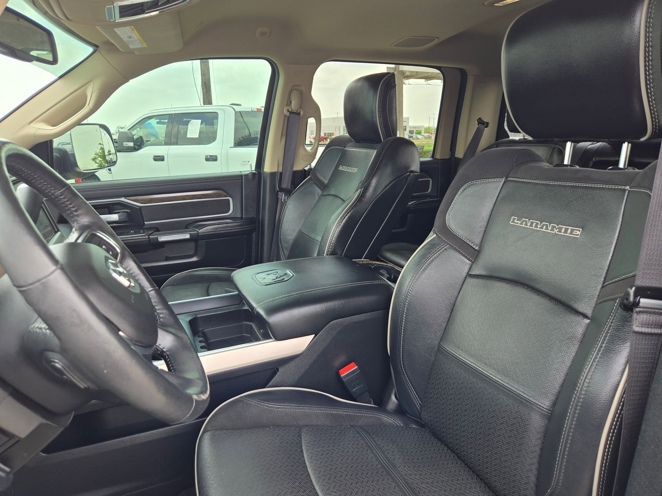 Used 2019 RAM 2500 Laramie image 9