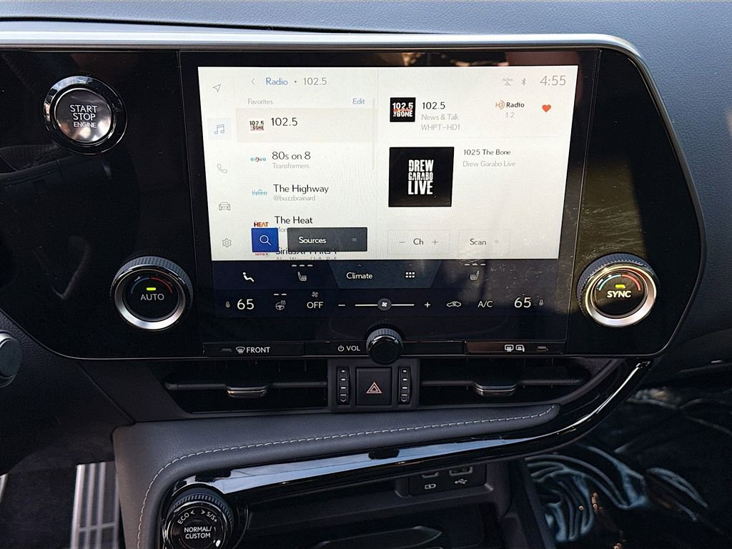 Used 2025 Lexus NX 350 F Sport image 32