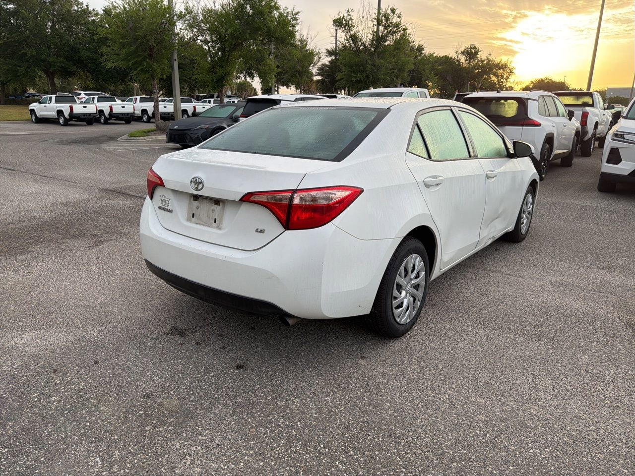 Used 2017 Toyota Corolla LE FWD image 5