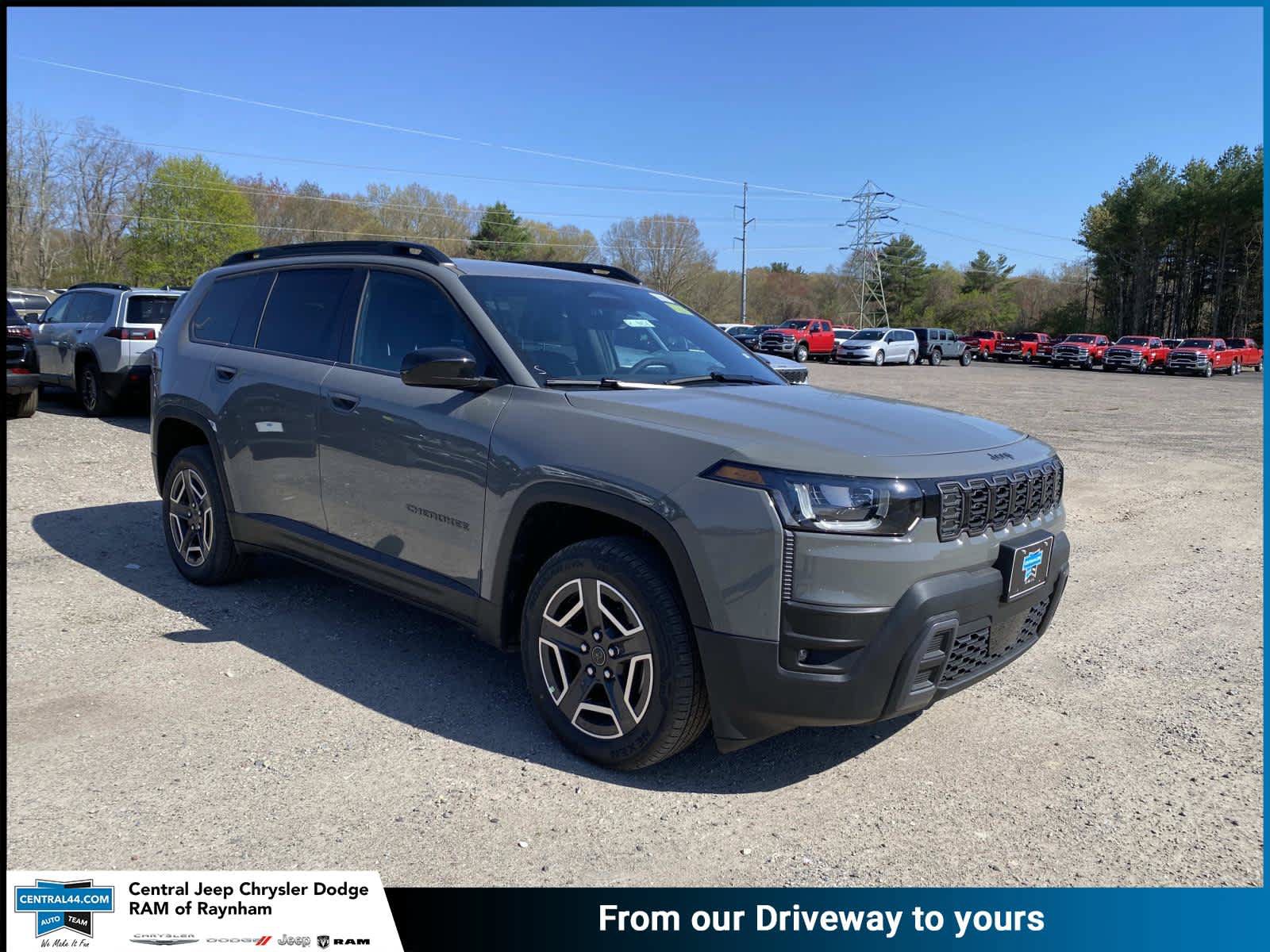 New 2026 Jeep Cherokee Laredo AWD/4WD image 1