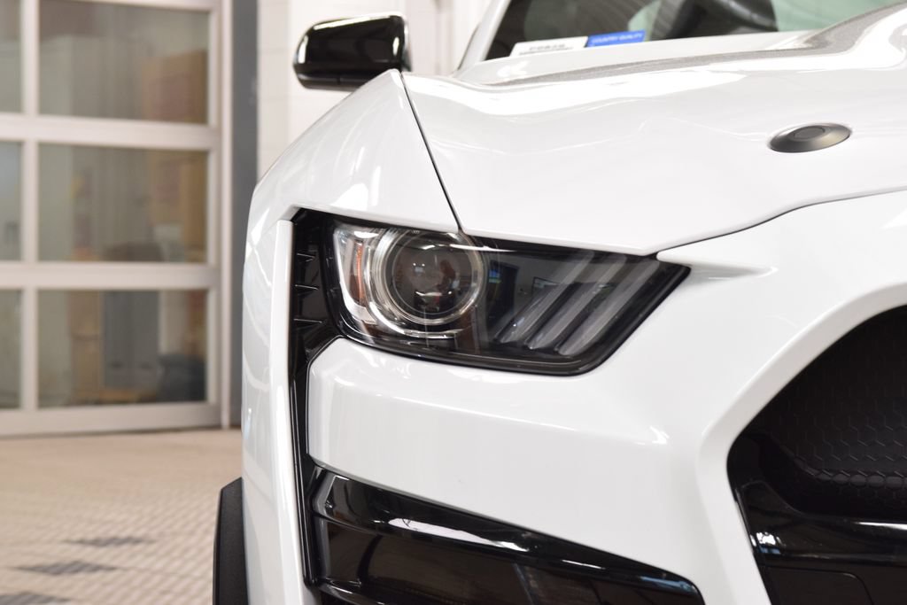 Used 2020 Ford Mustang Shelby GT500 w/ Technology Package RWD image 12