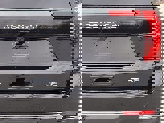 Used 2025 GMC Yukon Denali Ultimate image 6