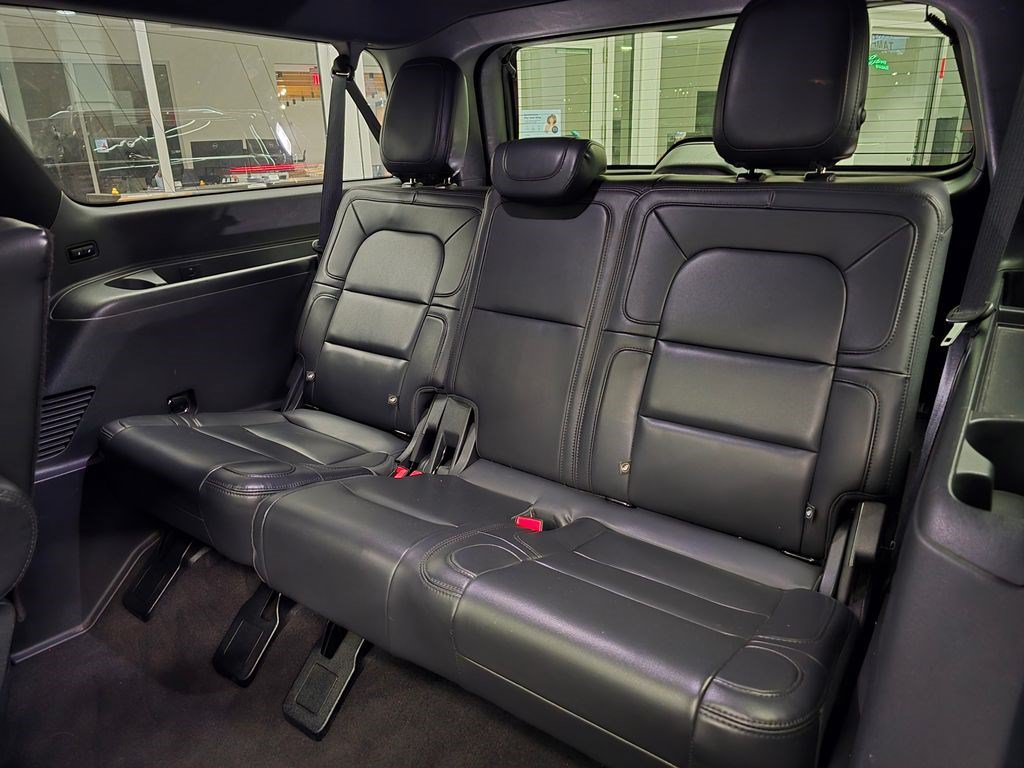 Used 2023 Lincoln Navigator L Reserve AWD/4WD image 35