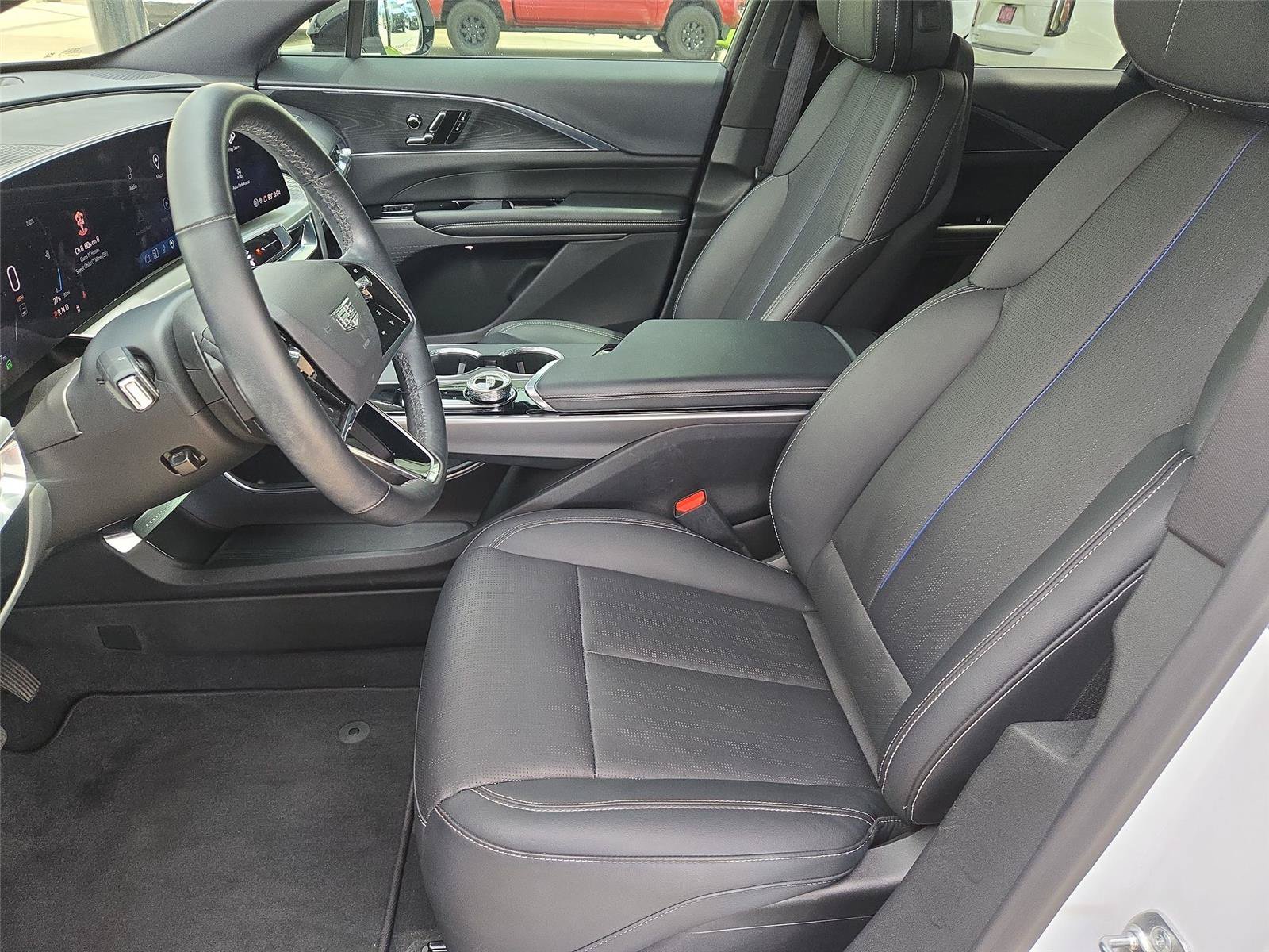 Certified 2024 Cadillac Lyriq Sport AWD/4WD image 27