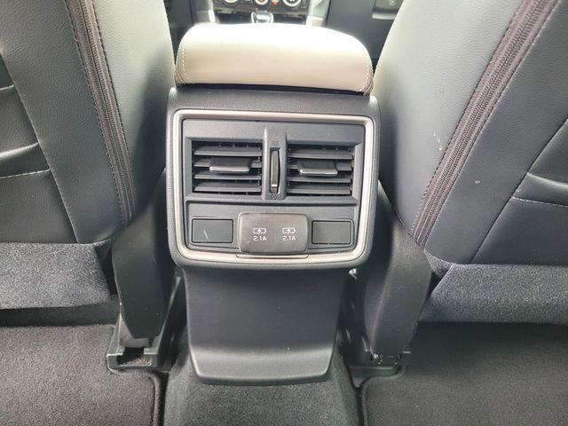 Used 2021 Subaru Forester Limited image 17