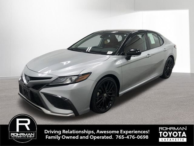 Used 2022 Toyota Camry XSE w/ Navigation Upgrade Package FWD image 2