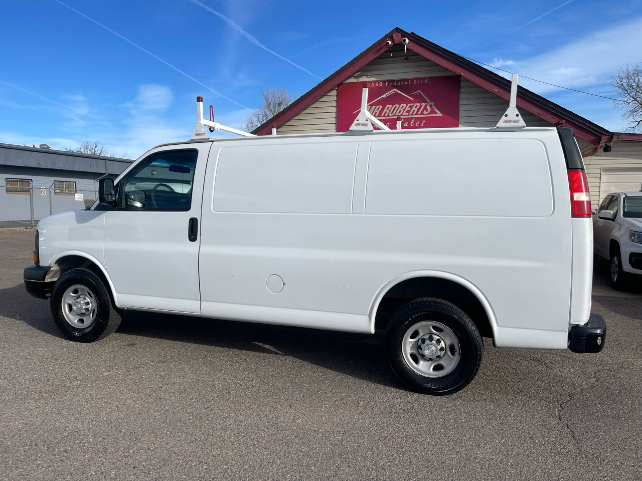 Used 2015 Chevrolet Express 2500 image 6