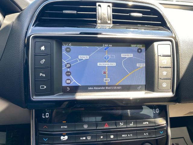 Used 2017 Jaguar XE Prestige RWD image 26