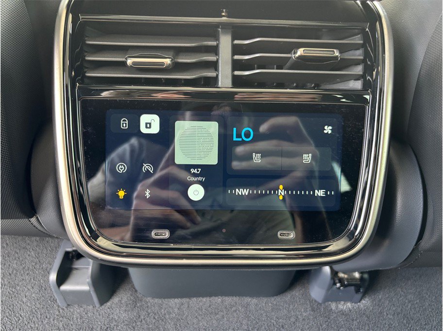 Used 2022 Rivian R1T Adventure AWD/4WD image 40