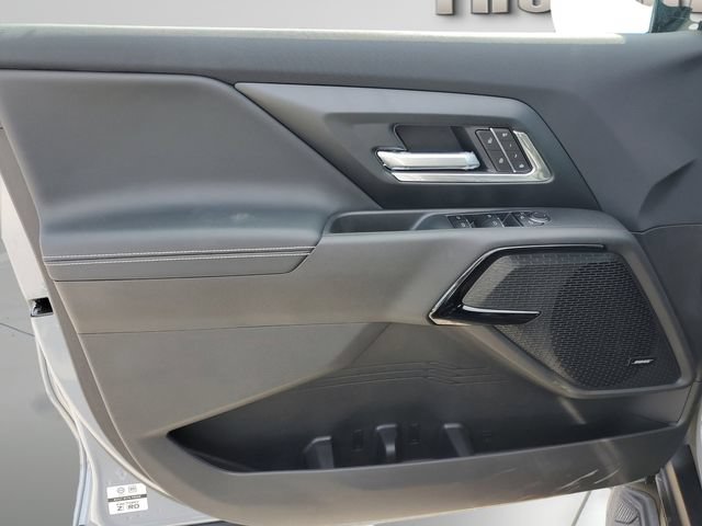 New 2026 Chevrolet Silverado EV LT w/ Plus Package AWD/4WD image 17