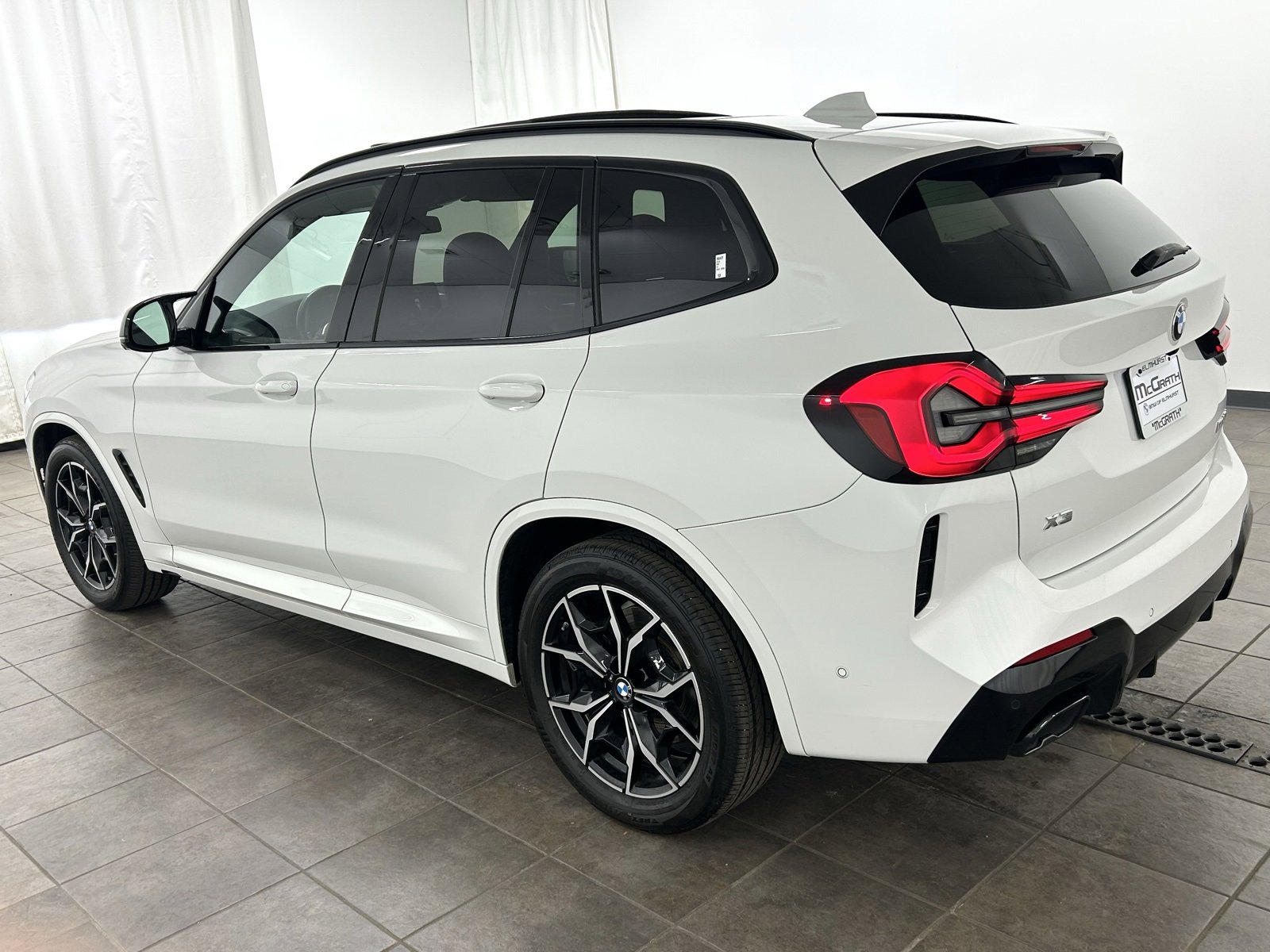 Used 2024 BMW X3 M40i image 3