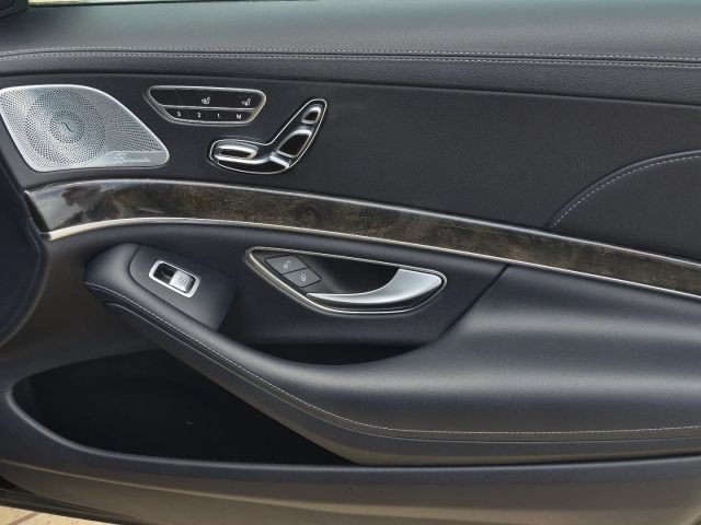 Used 2020 Mercedes-Benz S 450 Sedan image 17