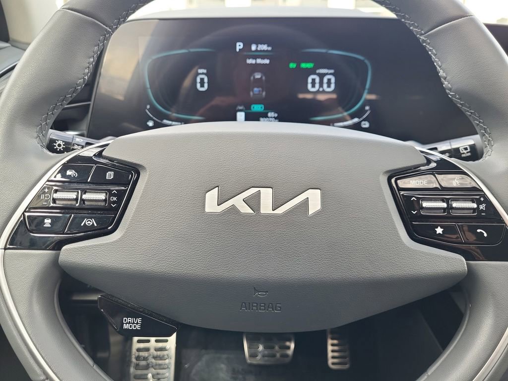Certified 2023 Kia Niro EX Touring image 22