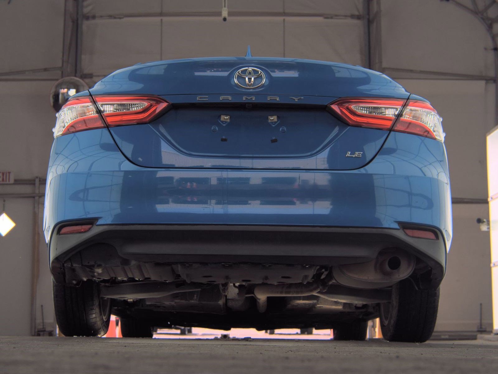 Used 2020 Toyota Camry LE w/ Carpet Mat Package image 11