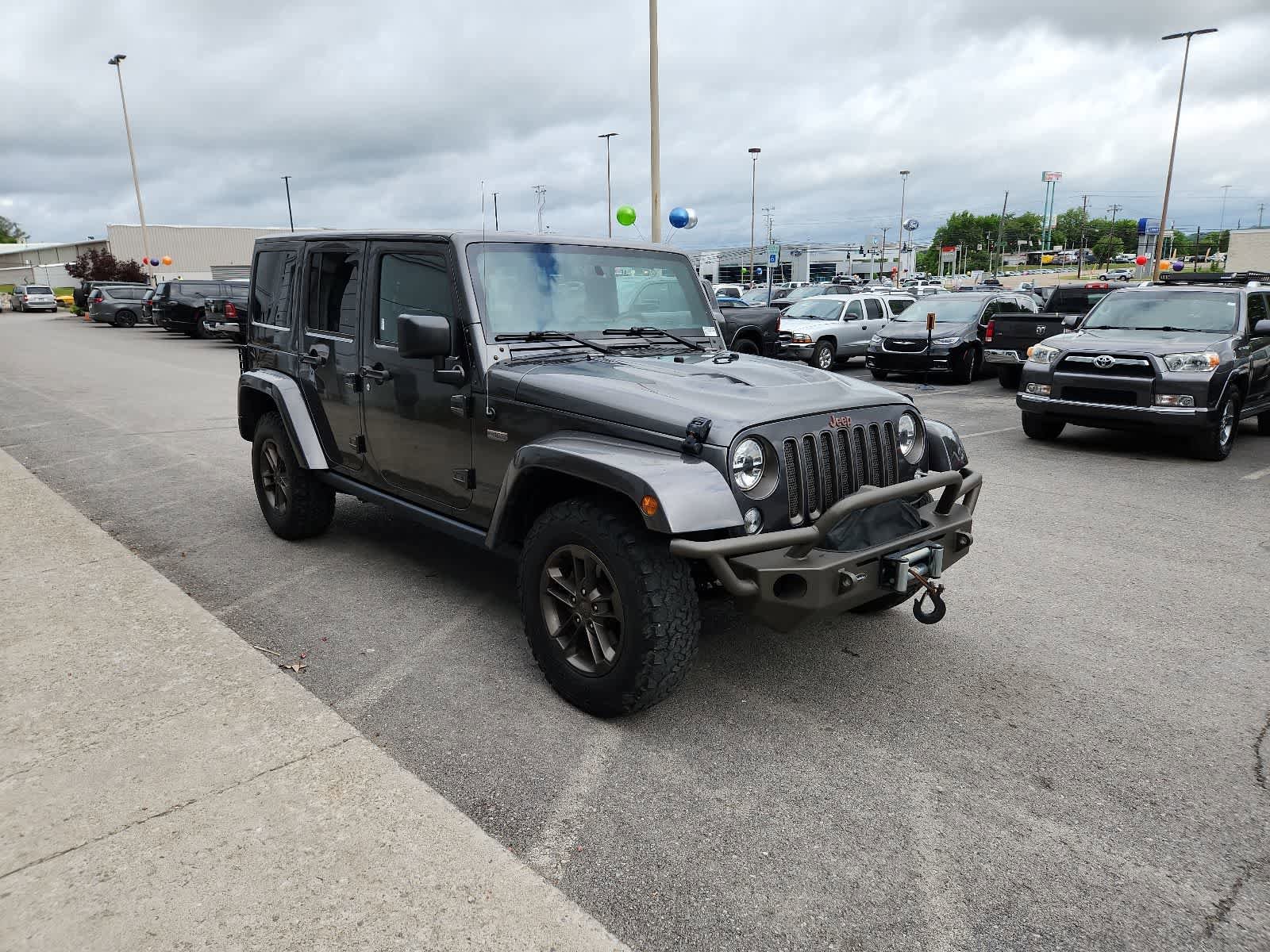 Used 2016 Jeep Wrangler Unlimited Sahara AWD/4WD image 7