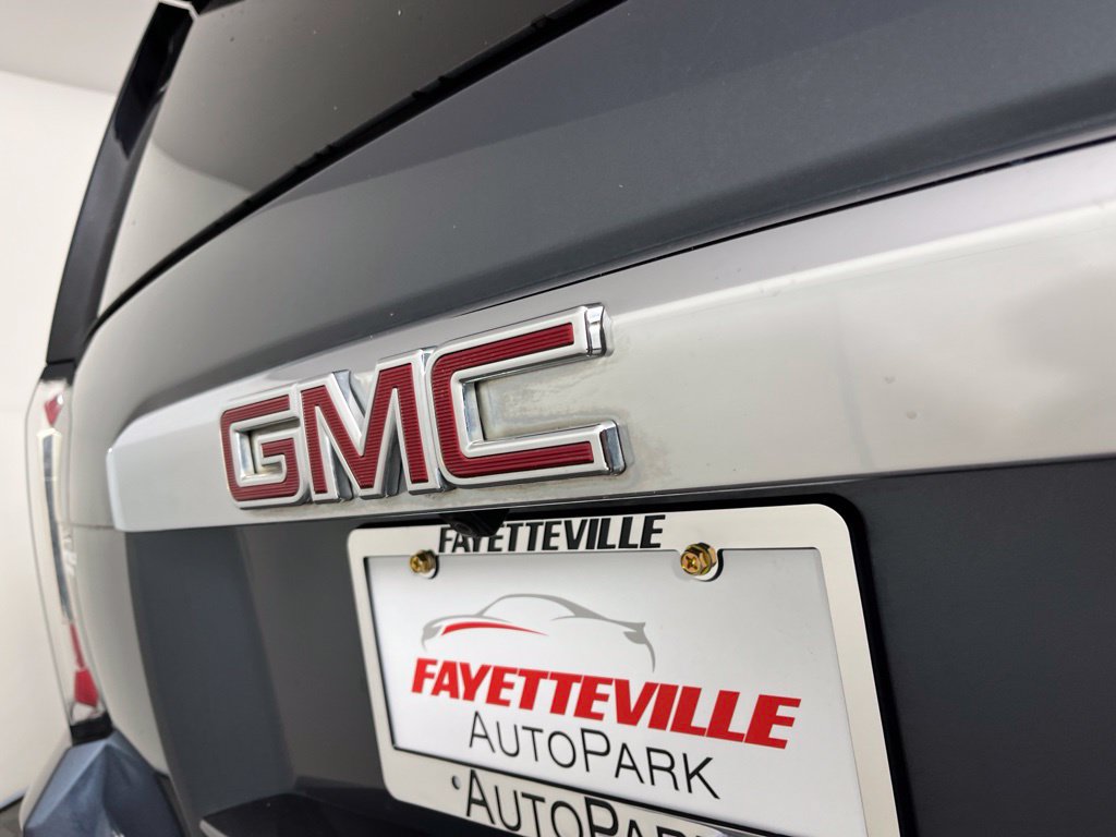 Used 2019 GMC Yukon Denali AWD/4WD image 12
