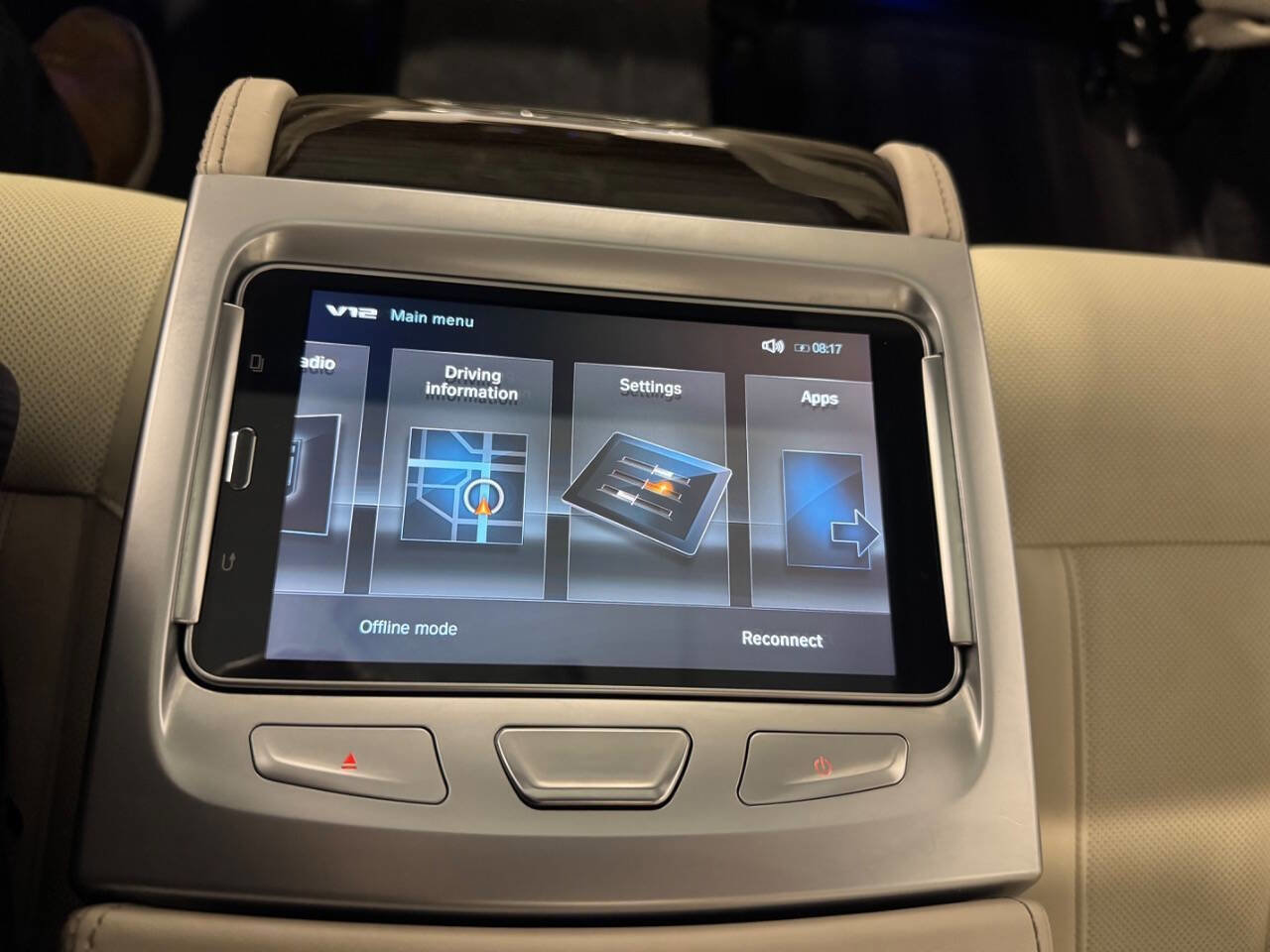 Used 2019 BMW M760i xDrive w/ Luxury Rear Seating Package image 42