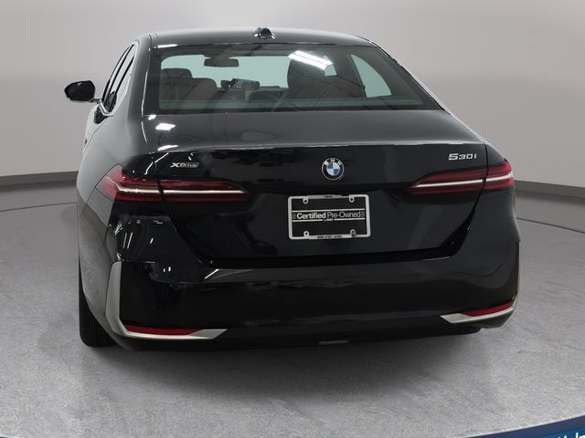 Certified 2024 BMW 530i xDrive w/ Premium Package AWD/4WD image 6