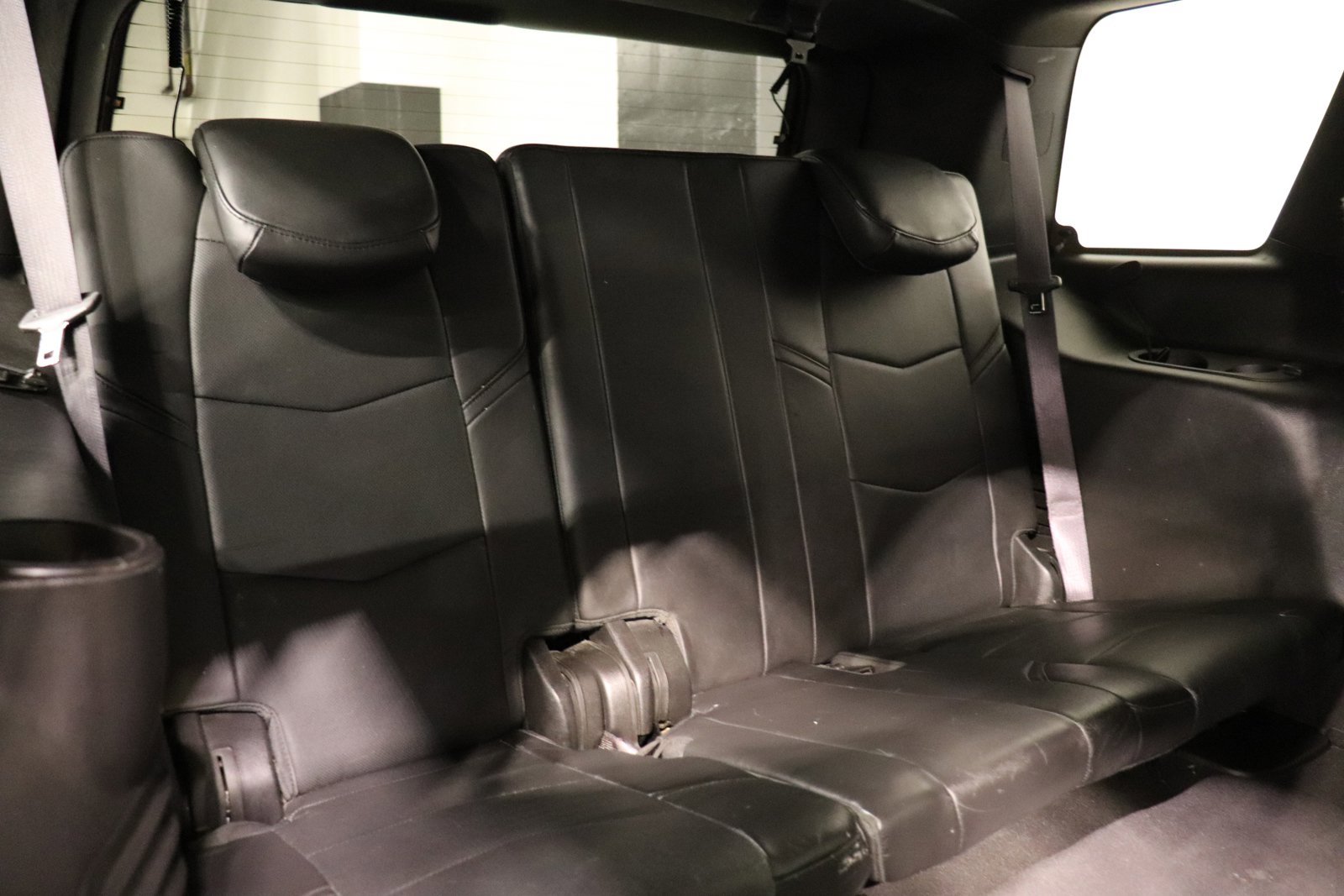 Used 2015 Cadillac Escalade Platinum image 23