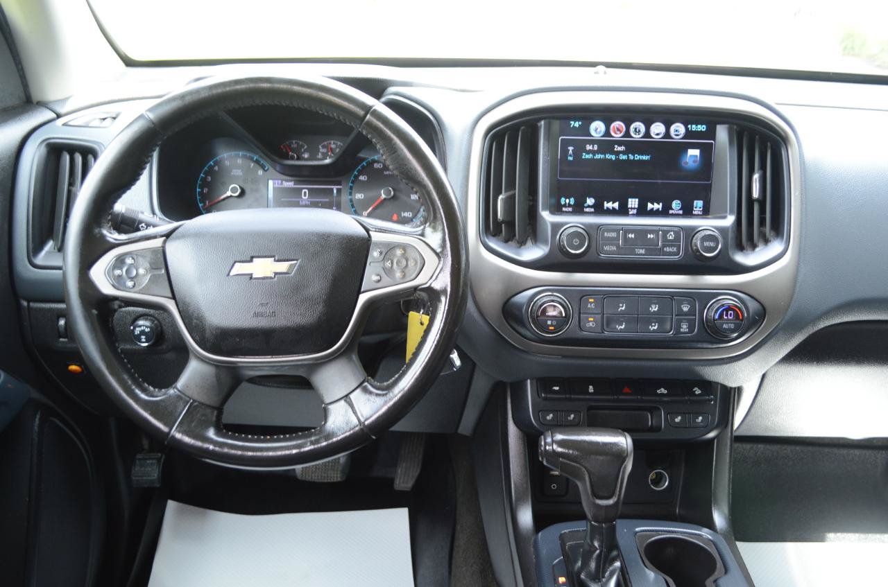 Used 2018 Chevrolet Colorado Z71 AWD/4WD image 18